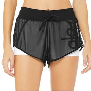 Alo Yoga Ambience Shorts Black & White